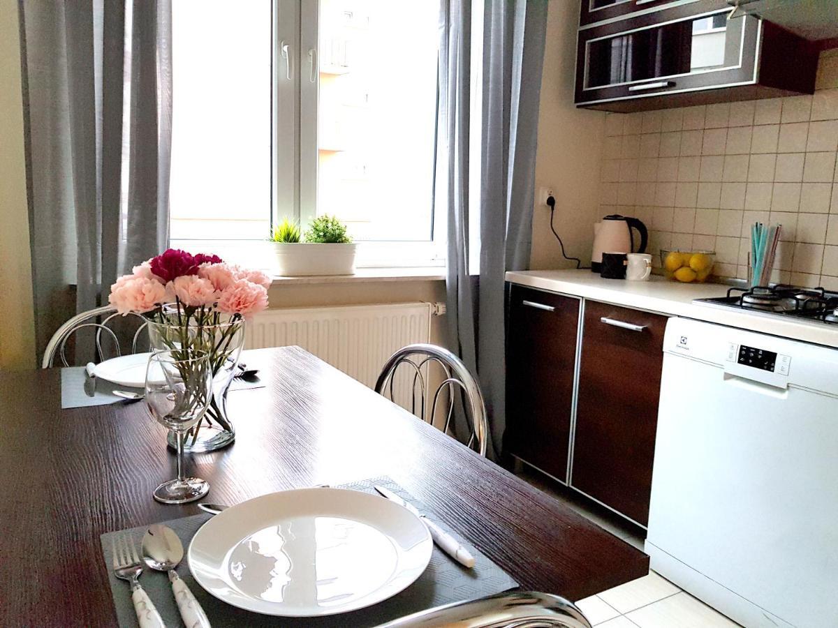 Apartament Niecala Prince Deluxe Lublin Buitenkant foto